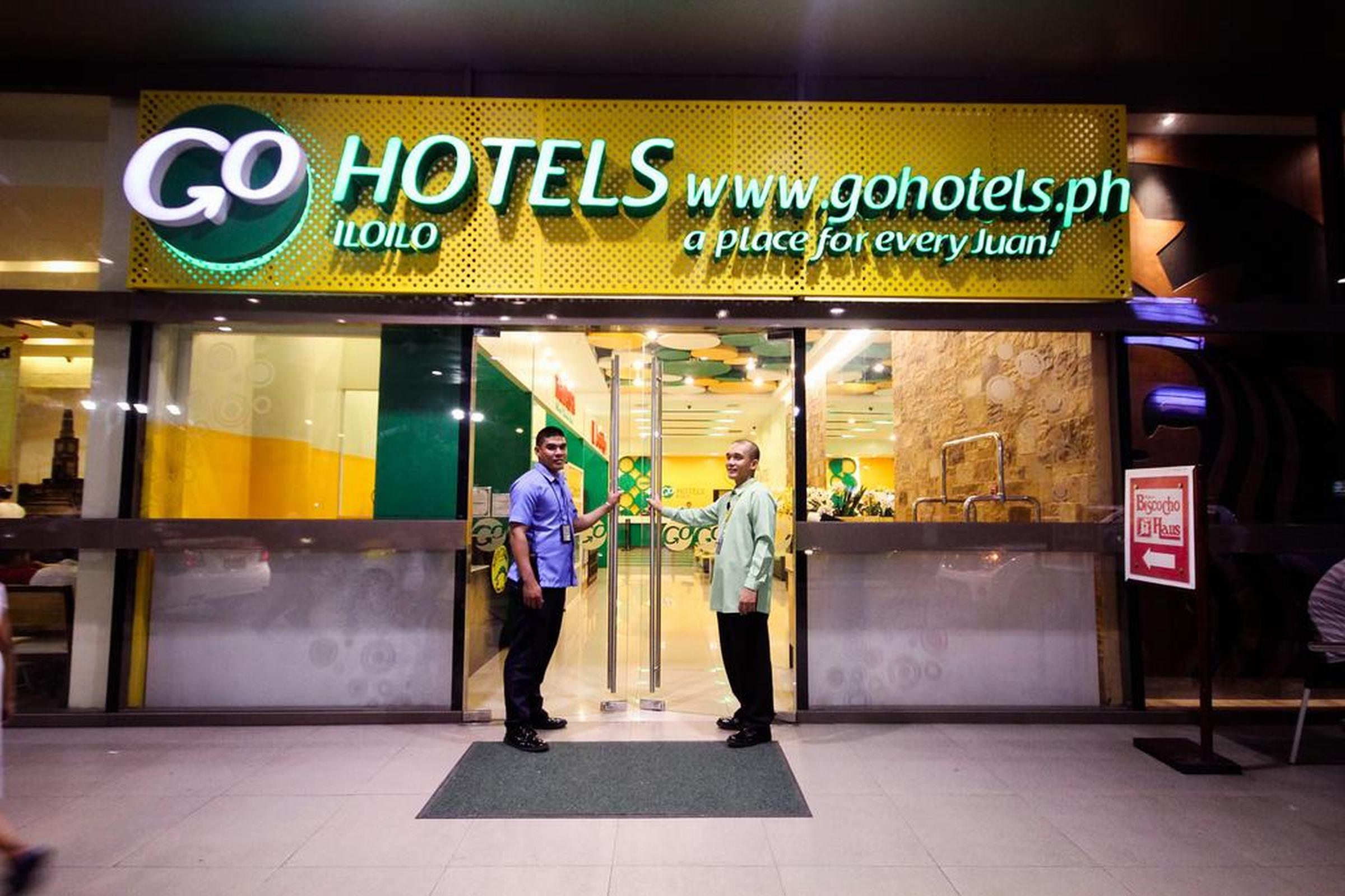 Go Hoteles Iloilo Exterior foto