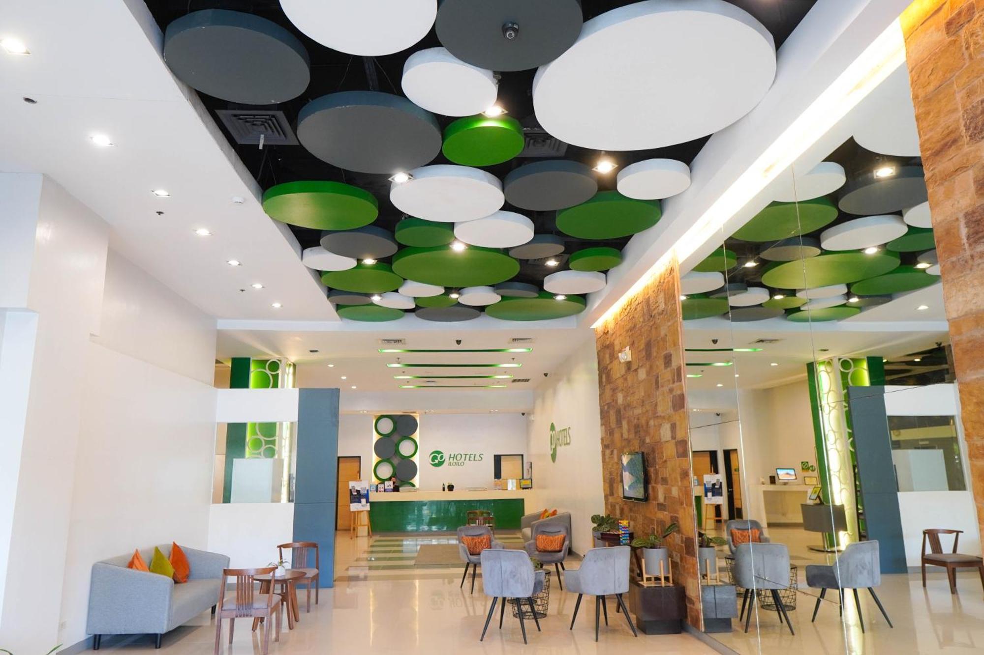 Go Hoteles Iloilo Exterior foto
